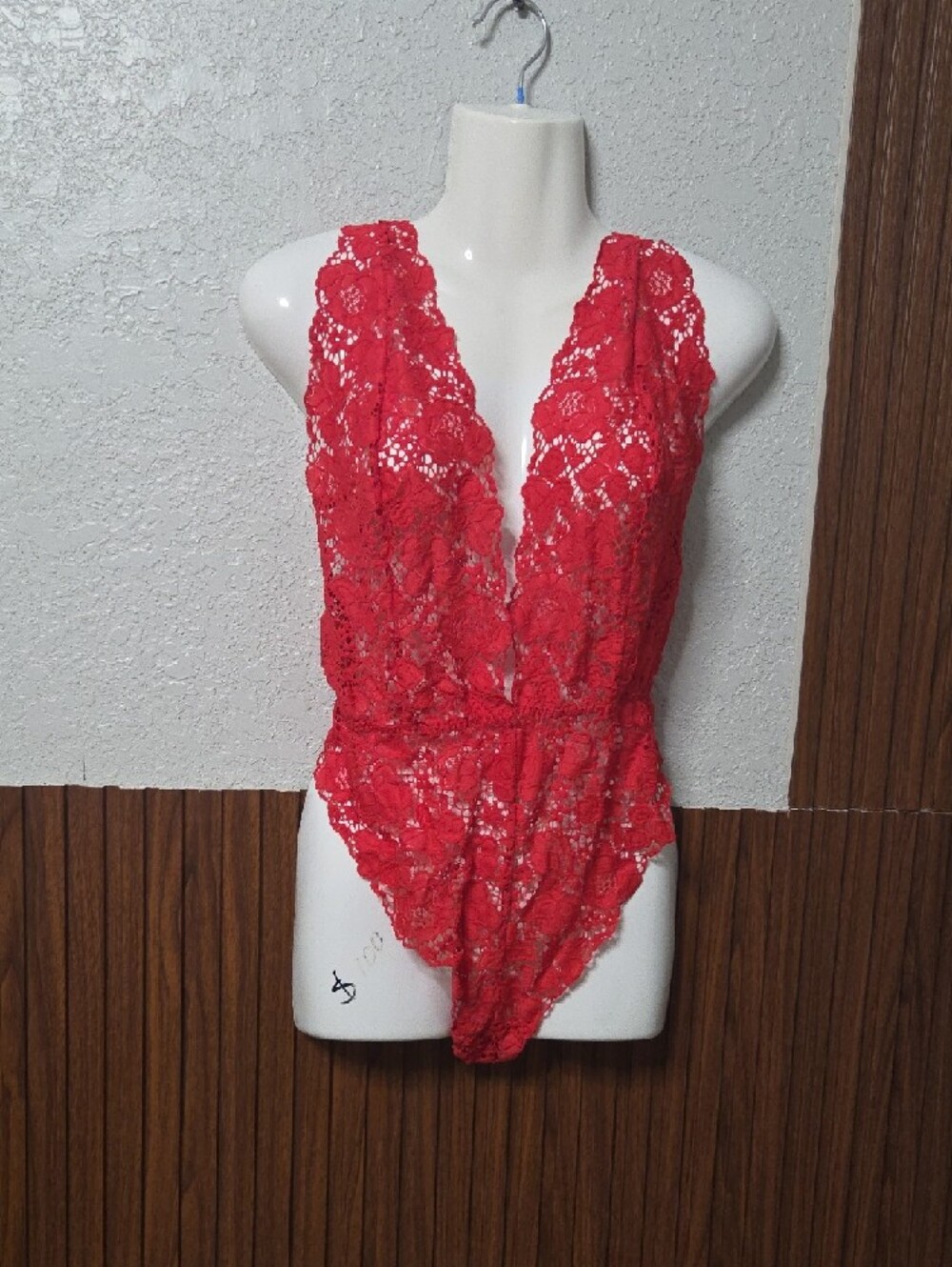 Victoria's Secret Red Lace Plunge Bodysuit Large Size - Picture 2 of 6